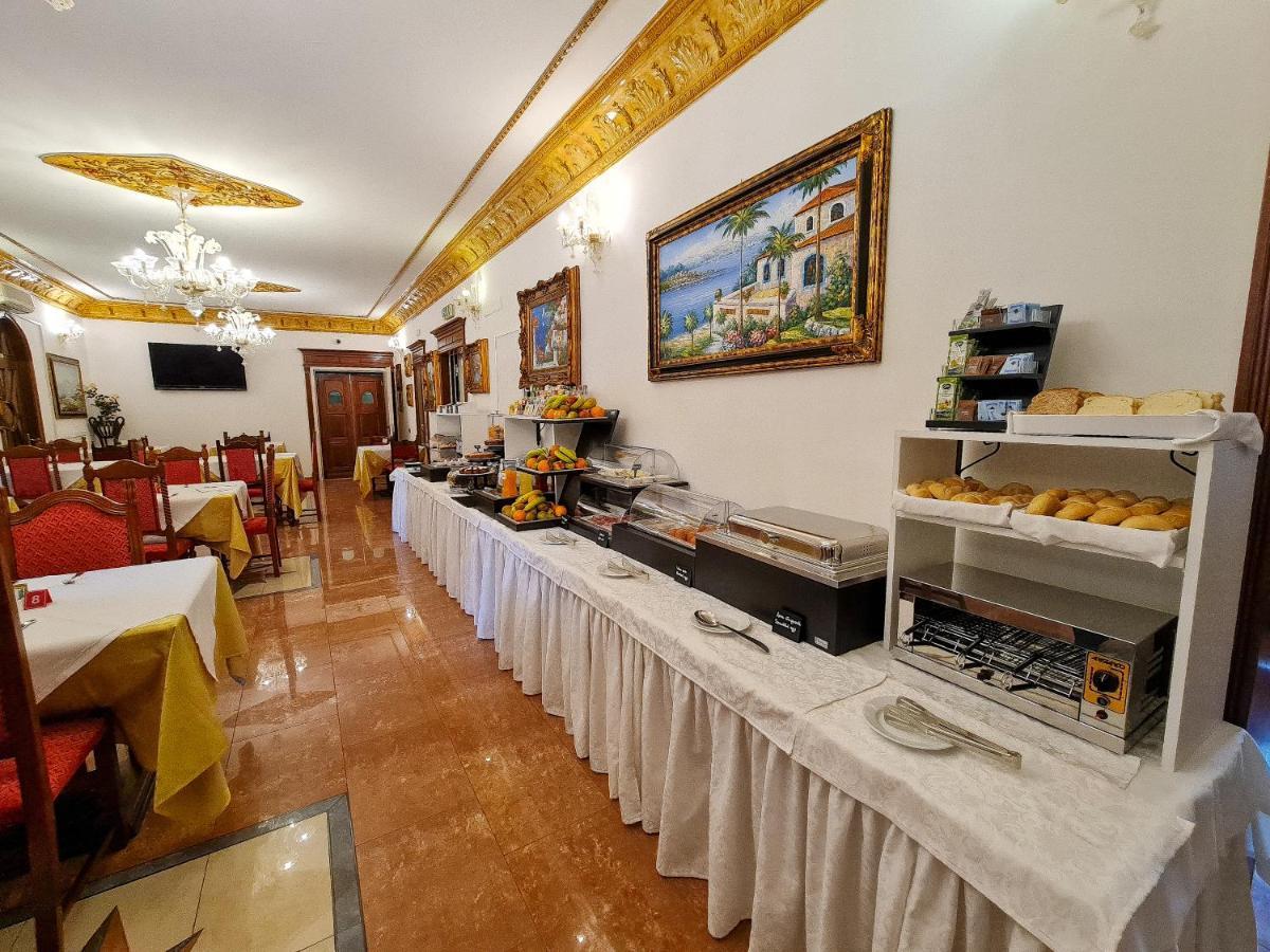 Euro Hotel Iglesias Ngoại thất bức ảnh