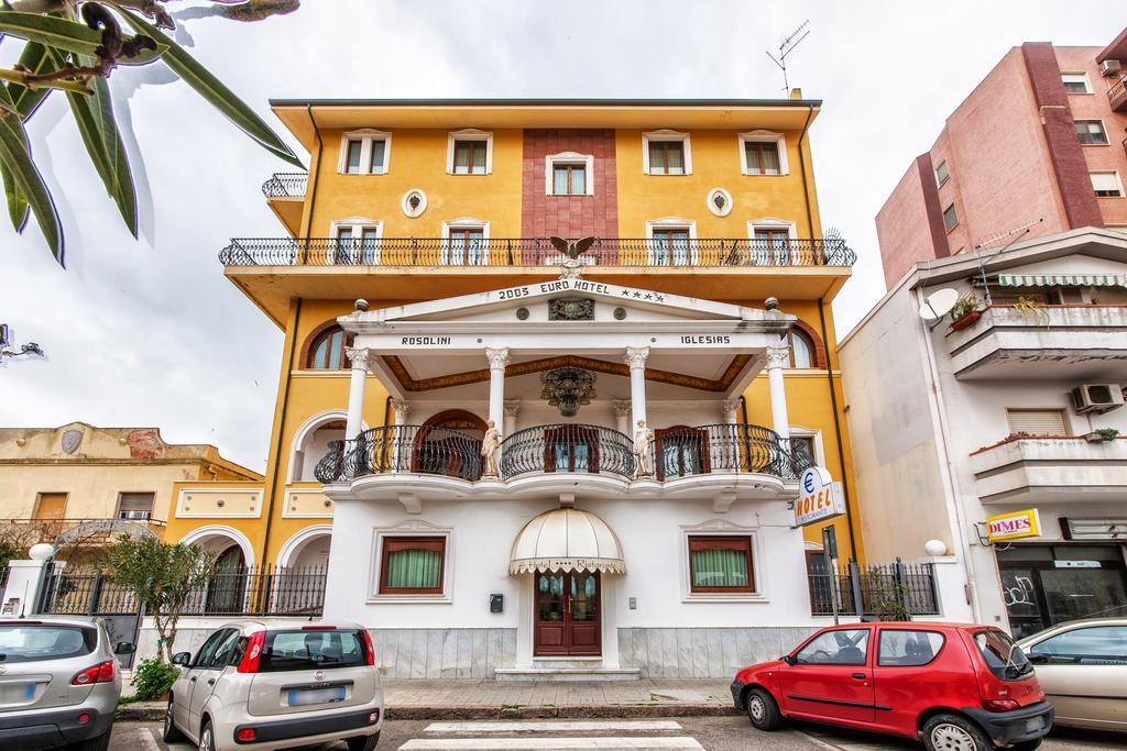 Euro Hotel Iglesias Ngoại thất bức ảnh