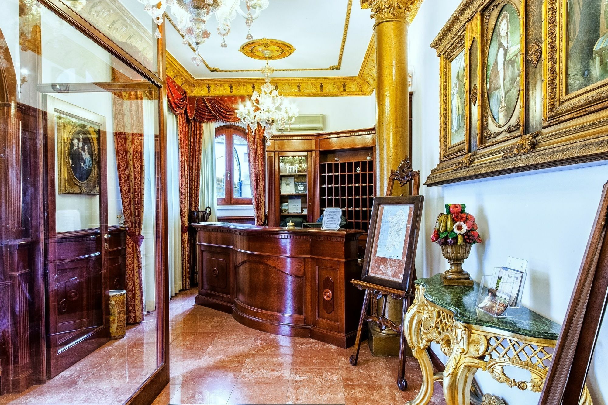 Euro Hotel Iglesias Ngoại thất bức ảnh