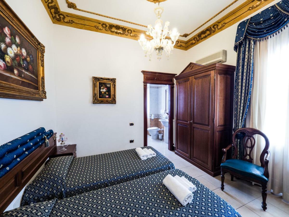Euro Hotel Iglesias Ngoại thất bức ảnh