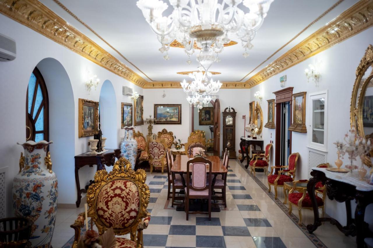 Euro Hotel Iglesias Ngoại thất bức ảnh