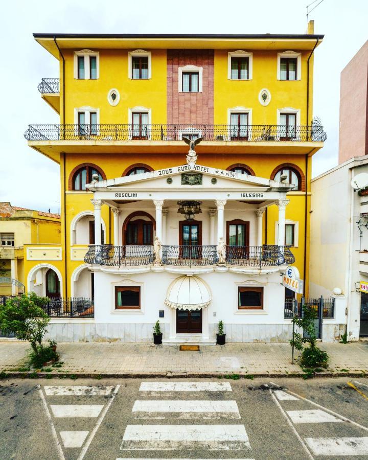 Euro Hotel Iglesias Ngoại thất bức ảnh